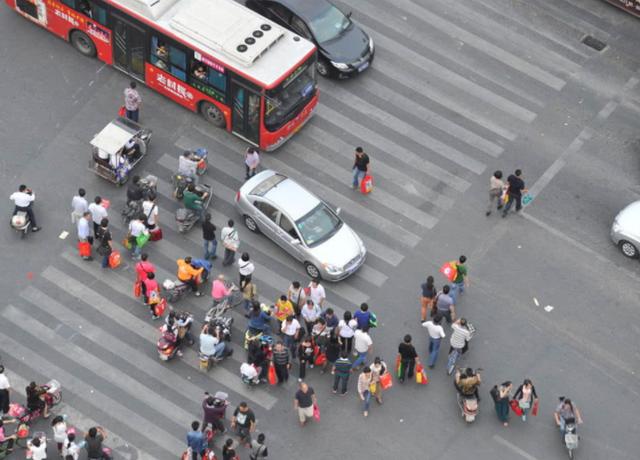 国内道路堵车原因,国内最严重堵车