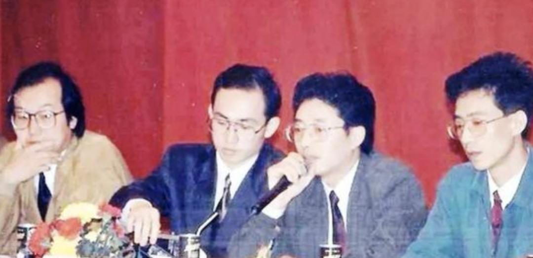 房地产大佬都去干什么了,房地产不务正业