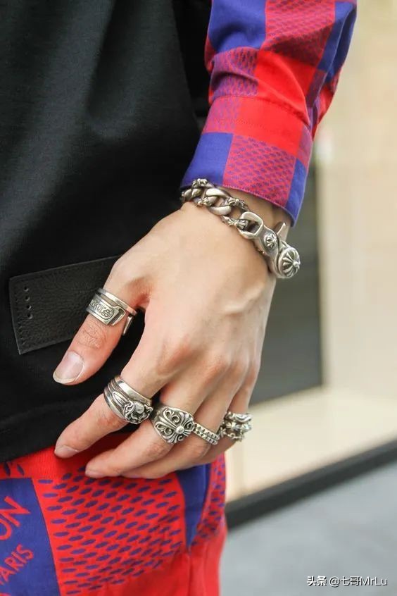 男人戒指：权力有多大，我就有多美