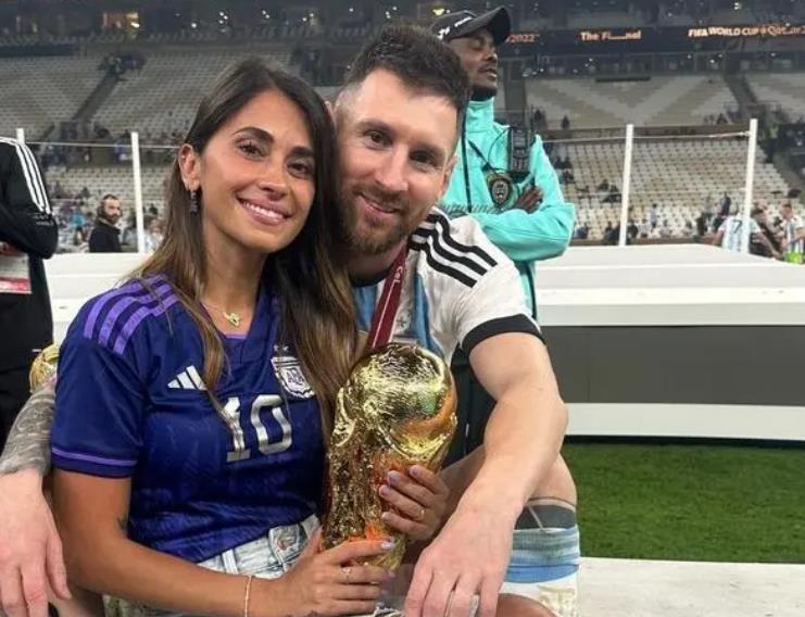 夺冠后的梅西把温情留给儿子,只有妈妈关心儿子累不累