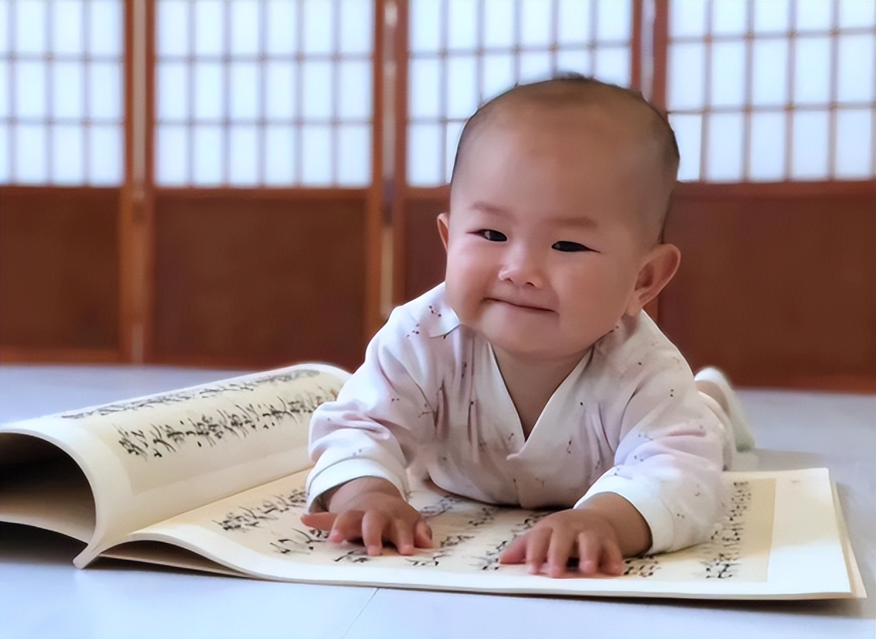 小婴儿大声叫怎么办,小婴儿突然尖叫大哭