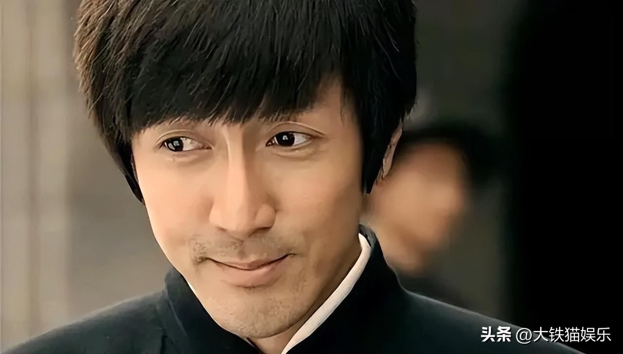 盘点10位男星的女装扮相,盘点十大秃头男星佩戴假发