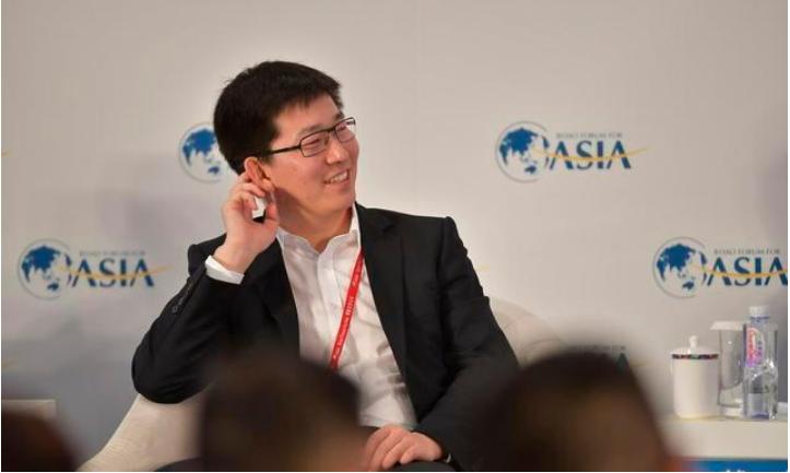 3年烧光150亿，27岁当老赖，北大学霸、资本宠儿的他跑得掉吗？