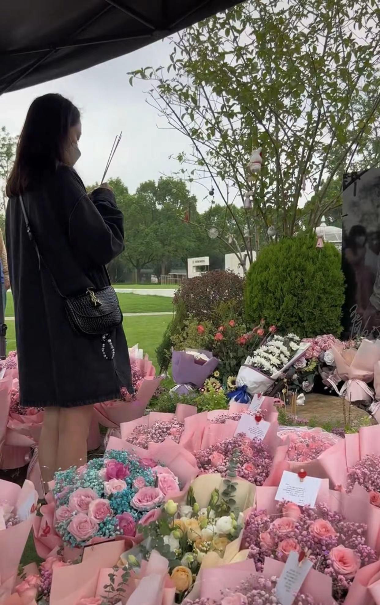 陈乔恩乔任梁哭晕视频,乔任梁陈乔恩痛哭视频白月光