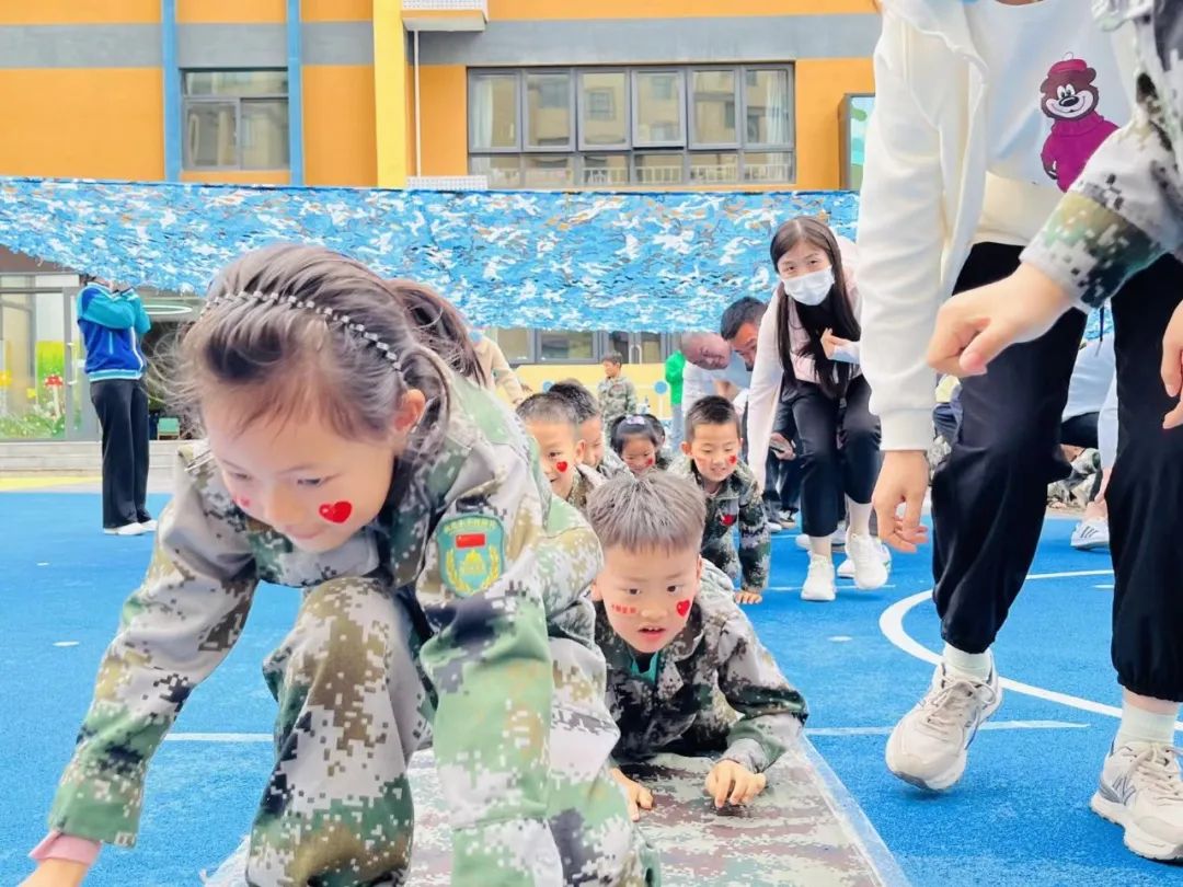 童心系国防共筑强军梦—郑东新区龙翔第四幼儿园春季亲子运动会