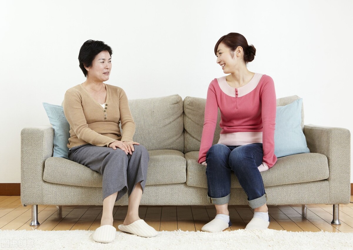 我的八字弱，母亲给做了桃树枝的红布包包