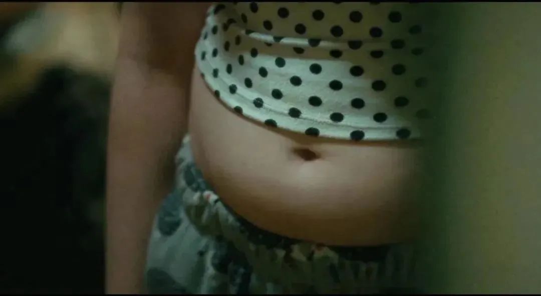 未婚先孕=低人一等？唐山5个月孕妇引产，将胎儿送给男方……