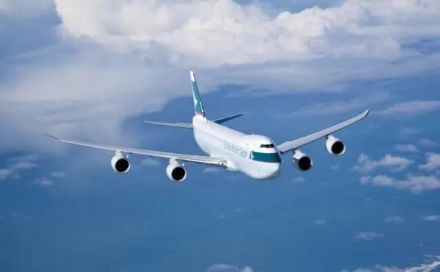 出国坐飞机经济舱的攻略,怎么买飞机票去国外最划算