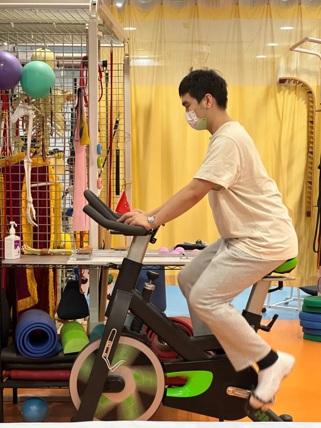 踝距腓韧带断裂术后康复训练,左踝距腓前韧带断裂术后康复训练