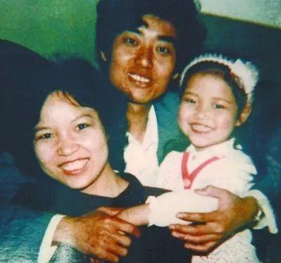 李娜出家跟韩红有关系吗,歌手李娜出家和韩红有关系吗