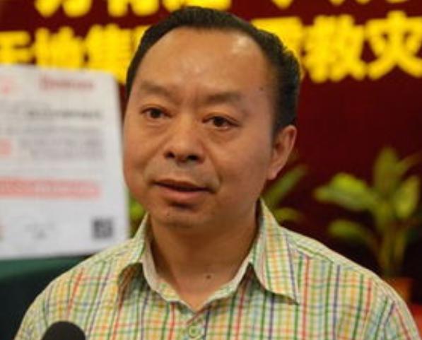 郑大清回馈家乡村民,郑大清为家乡捐款多少