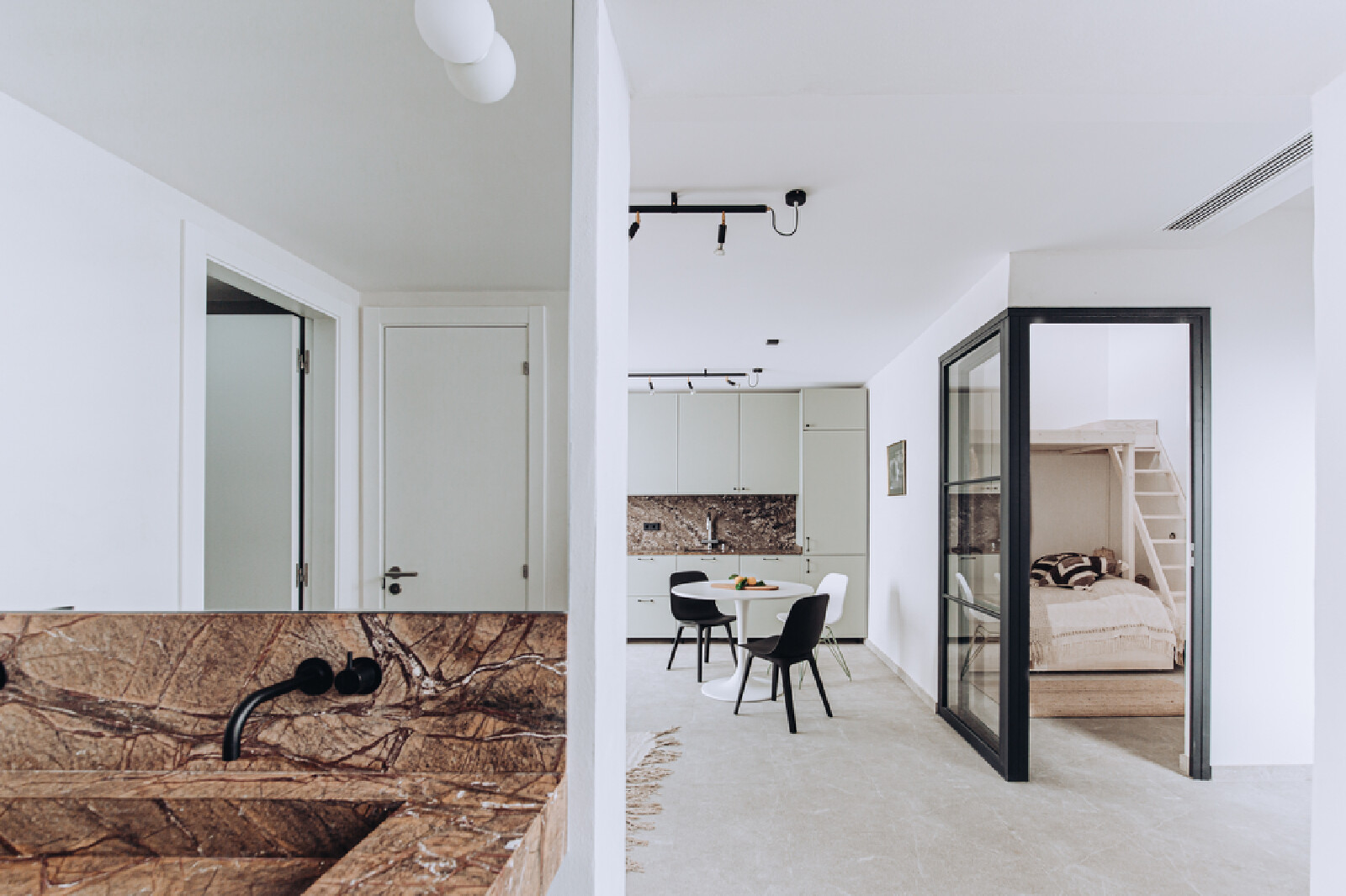 装修全包价格一般多少钱一平,实际面积100平米装修报价全包