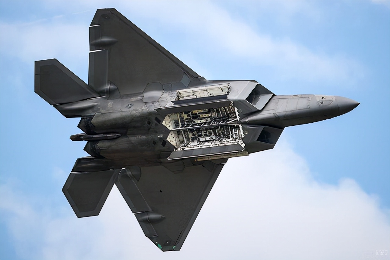 歼11最新改进型曝光,歼15改进型最新曝光