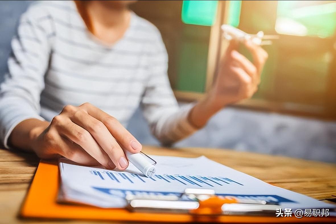 未来比较吃香的4个证书，如果到手就业容易很多，大学时能考就考