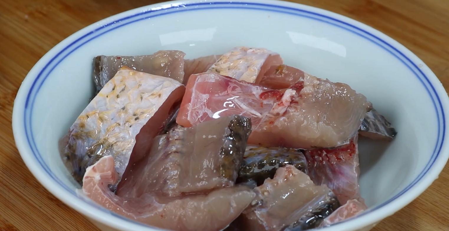 草鱼怎么做好吃又入味儿,草鱼怎么做好吃简单教程