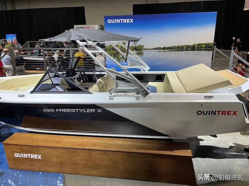 改变体验!具有隐形技术的突破性Rotax舷外机亮相