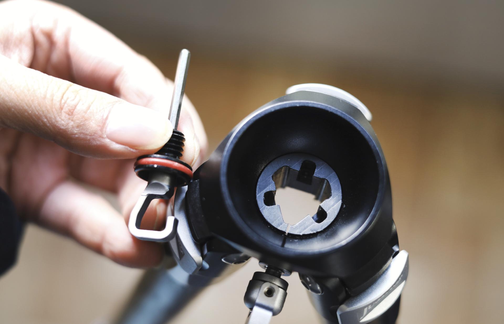 碳纤维多用三脚架,碳纤维铝合金三脚架