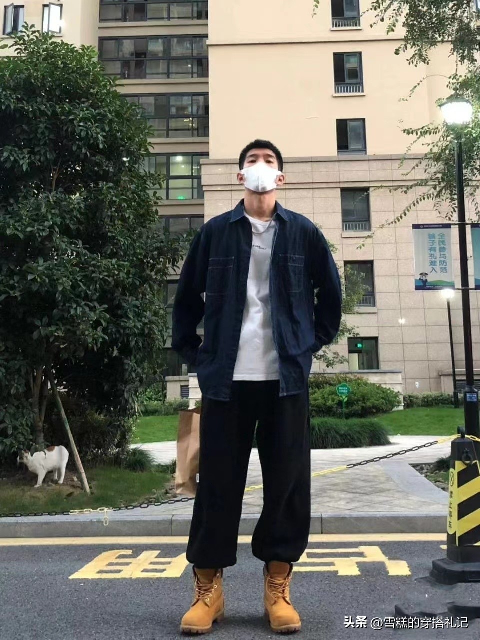 40岁的男人穿什么搭配好看,40多岁的男人怎么穿搭才有气质