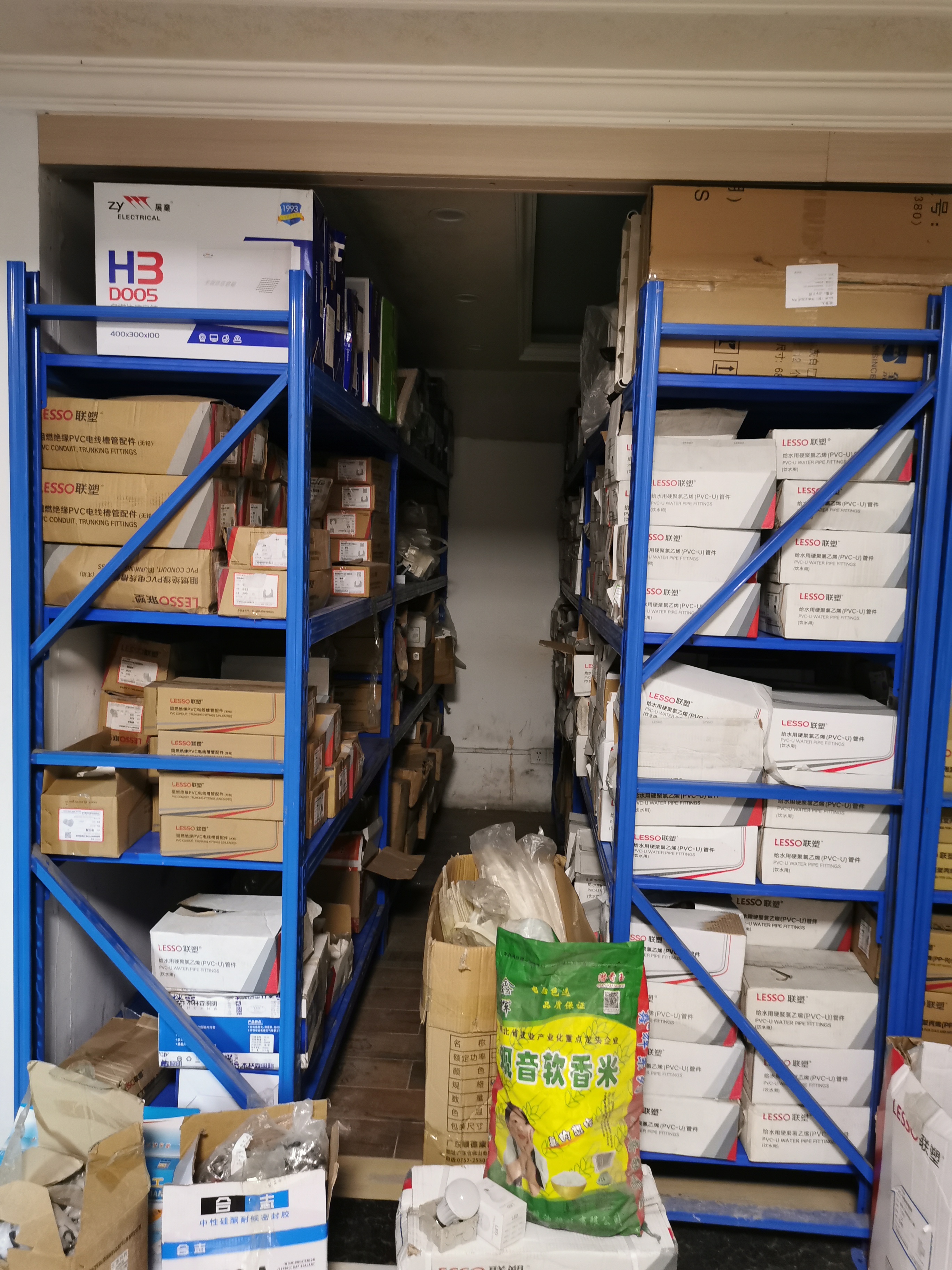 五金实体店生意惨淡怎么办,五金建材店生意不好的原因