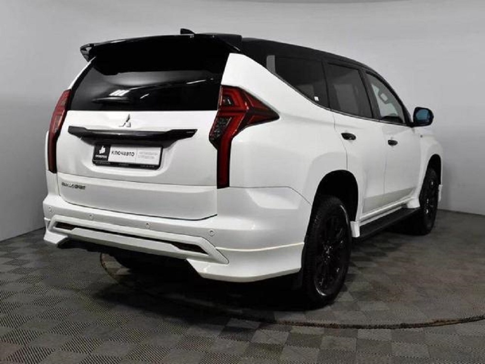 丰田霸道三门版18款报价,三菱霸道报价及图片