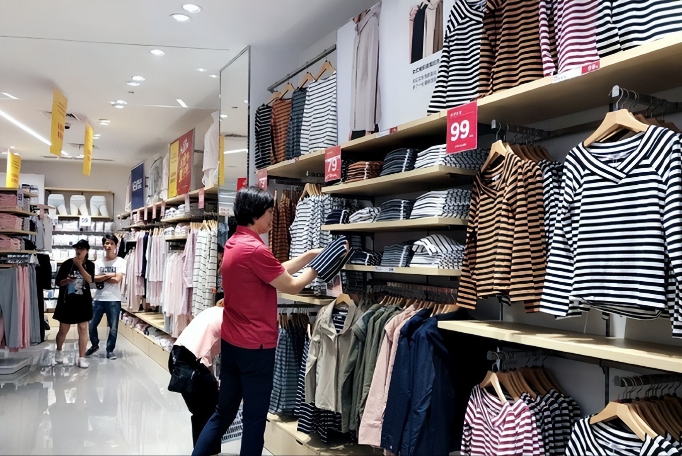 什么牌子衣服假货比较多,大牌衣服为什么那么多假货