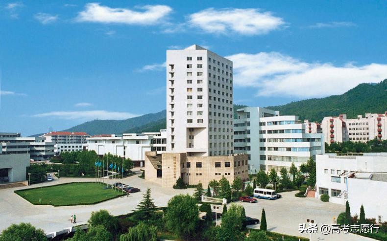 让一本线20多分填二本亏不亏,一本的分数报考二本学校