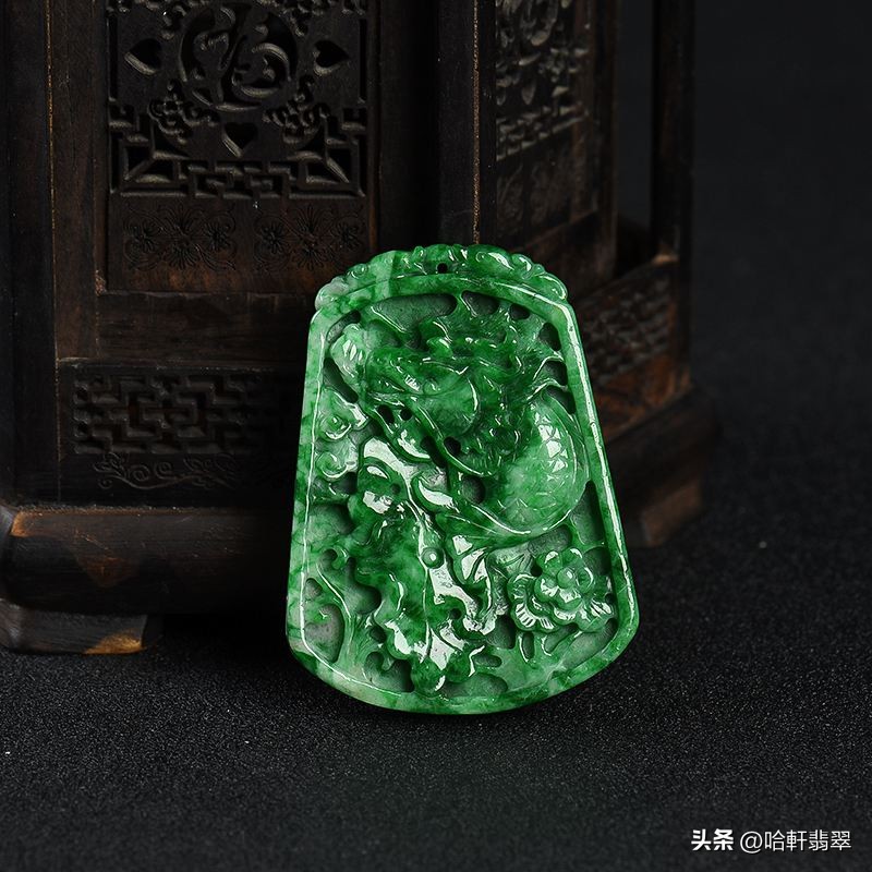 这五种翡翠千万不要买,满绿的翡翠是什么品种