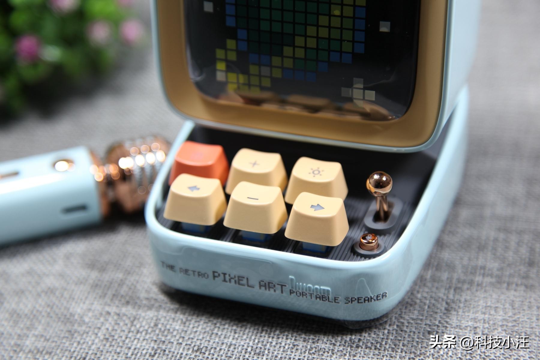 流行像素风的蓝牙音箱,像素风蓝牙音箱测评