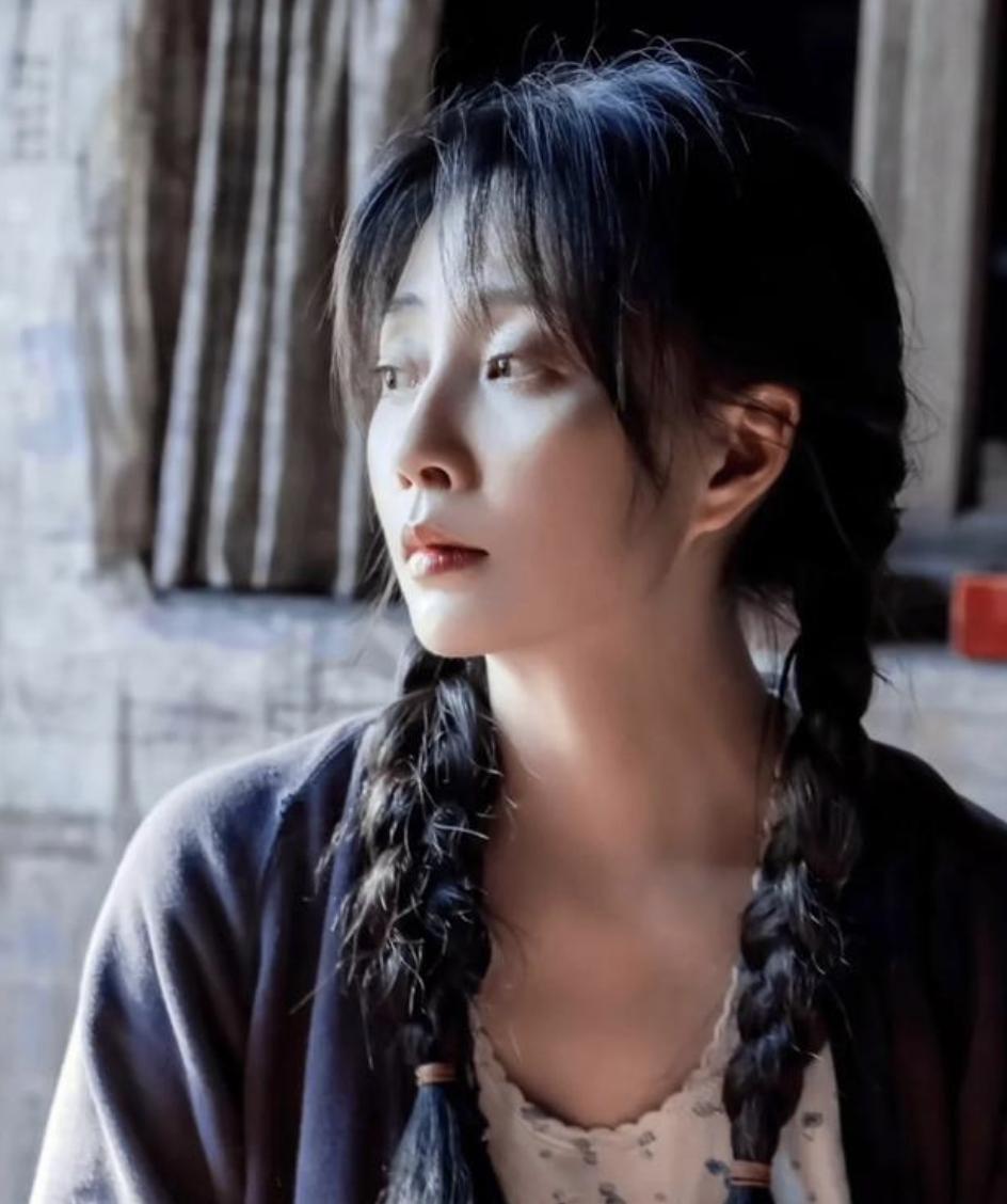 热依扎是单亲妈妈吗,热依扎演妈妈