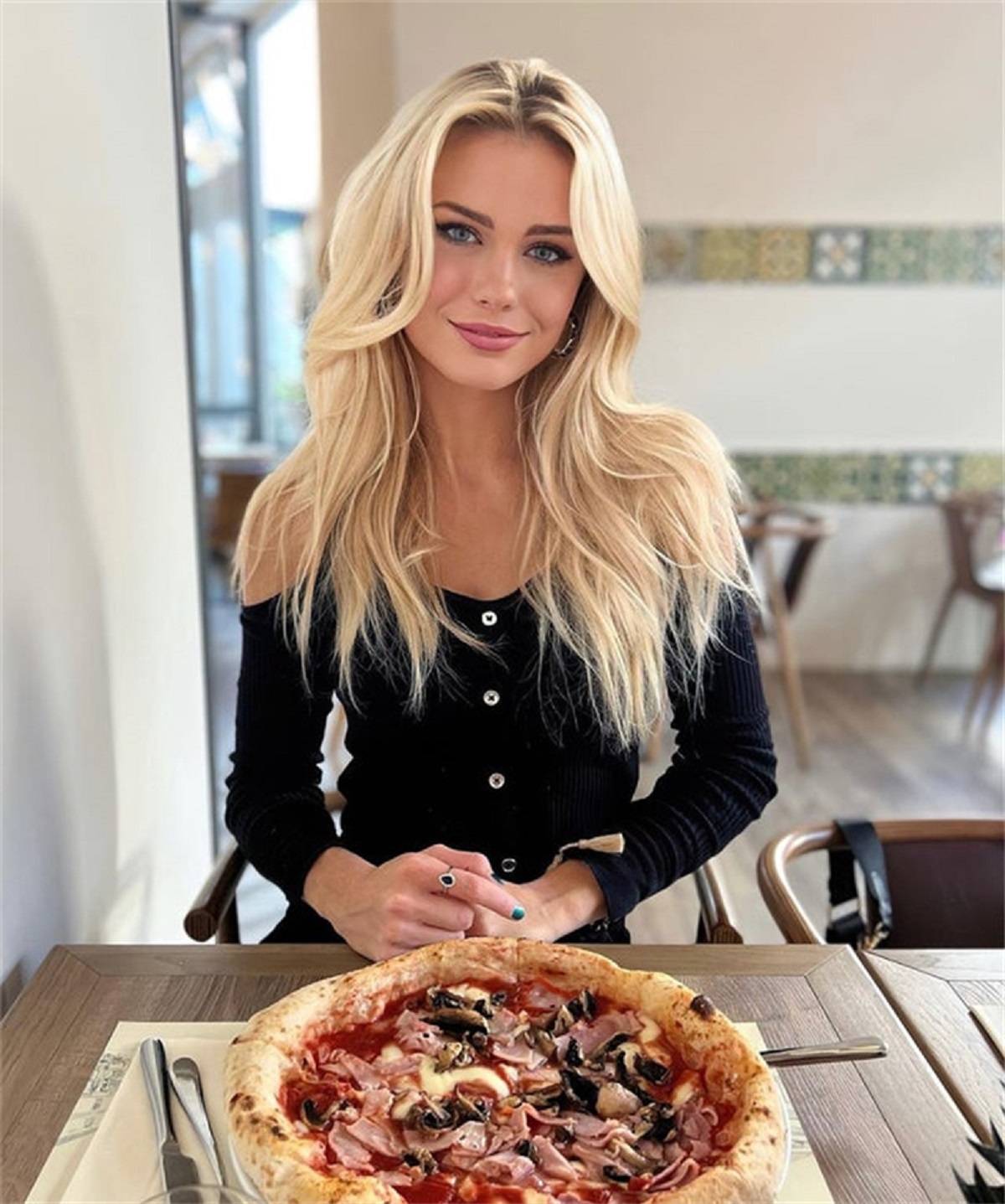 一组真实的照片:120米的长距离水漂,墨西哥的陶土武士