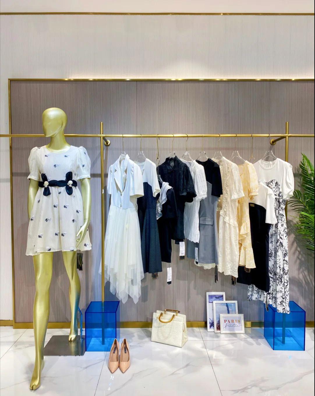 米多国际黑白花裙子,米多国际真丝女装