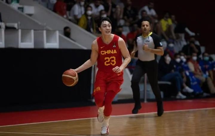 周琦胡明轩或离队,周琦胡明轩离队