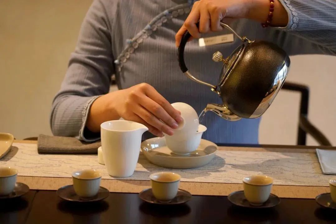 宁波东钱湖jun酒店,宁波东钱湖二日游酒店预订攻略