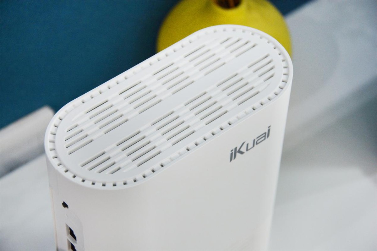 企业级路由爱快IK-Q3000实测，高效WiFi6办公，轻松管理远程数据