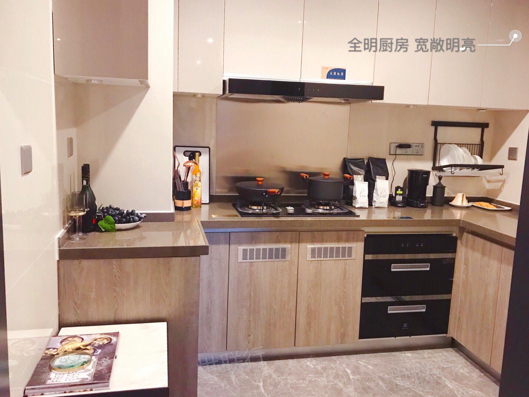 保利东郡一期110平米的户型,保利东郡一期是哪个园