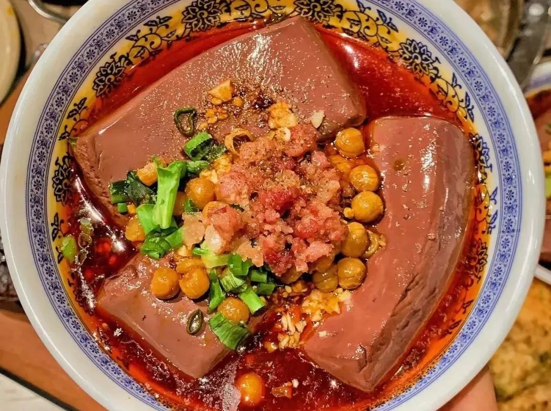 比成都好吃的火锅店,这座小城比杭州撩人美食不输潮汕