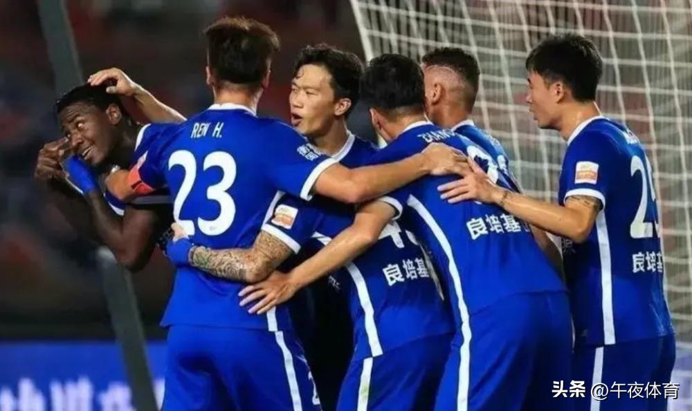 武汉三镇还需要赢几场夺冠,武汉三镇队2024赛季形势