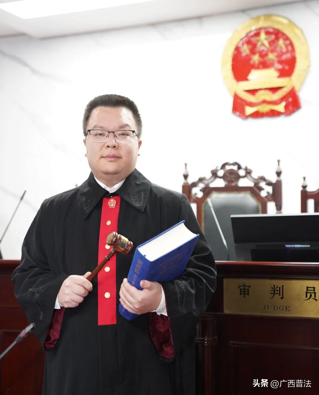 在网上买的假华为手表买一赔三吗,华为手表不是旗舰店的是正品吗