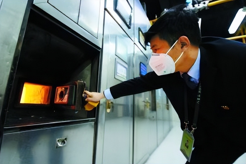 人死后有哪些殡葬方式,人死后丧葬仪式