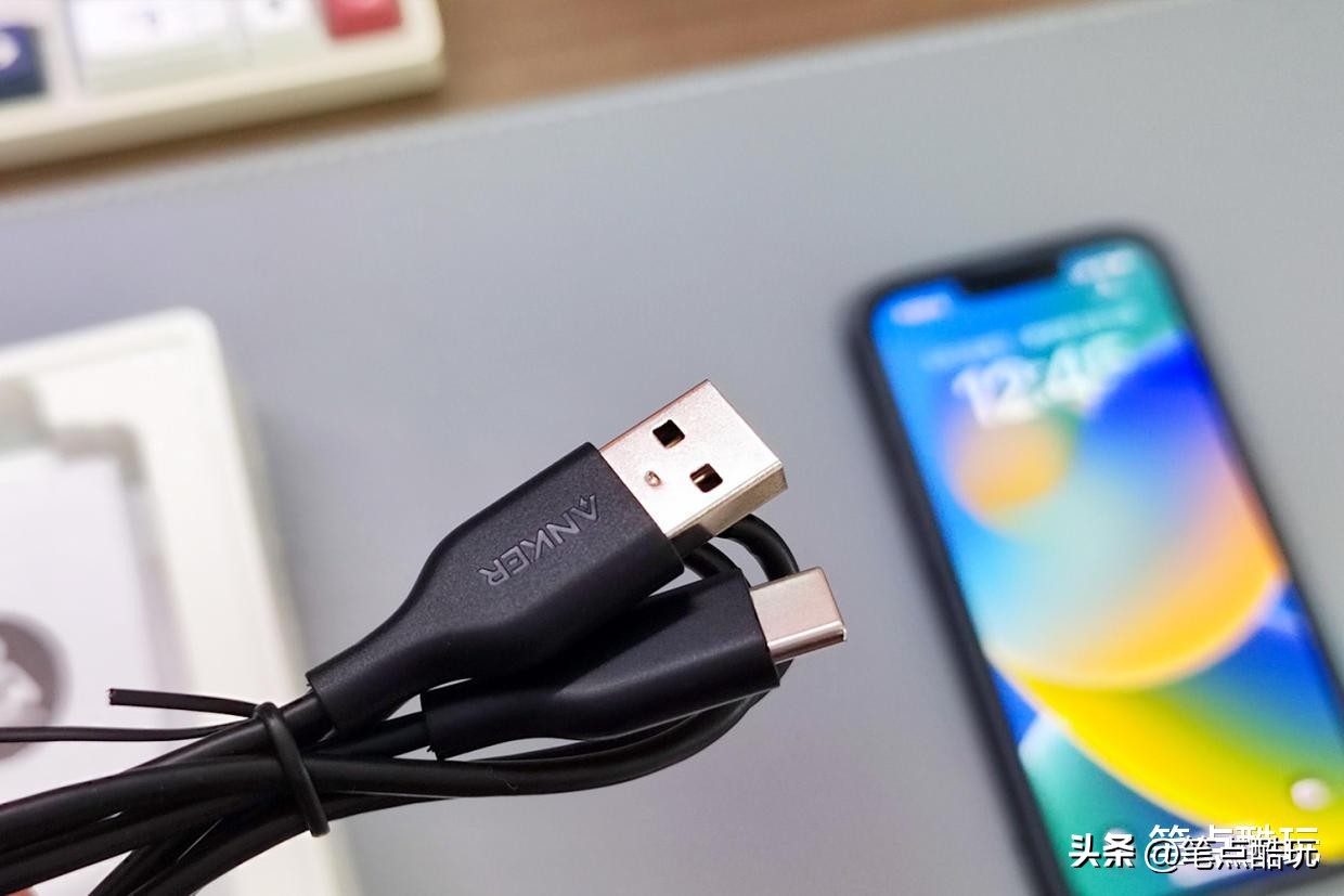 支持lightning输入的磁吸充电宝,lightning接口磁吸充电宝