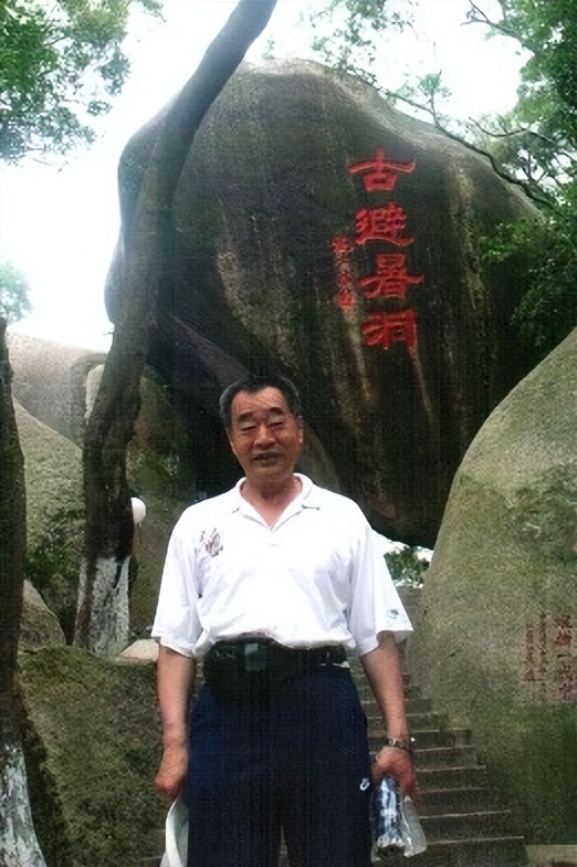 石宝珍最近的消息,石宝珍资料