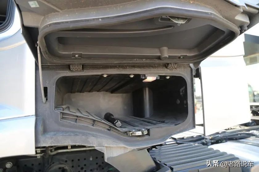 奔驰actros2653测评,国产奔驰重卡actros优享版