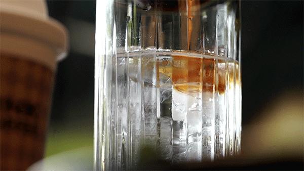 写字楼下咖啡厅,写字楼里的小咖啡店