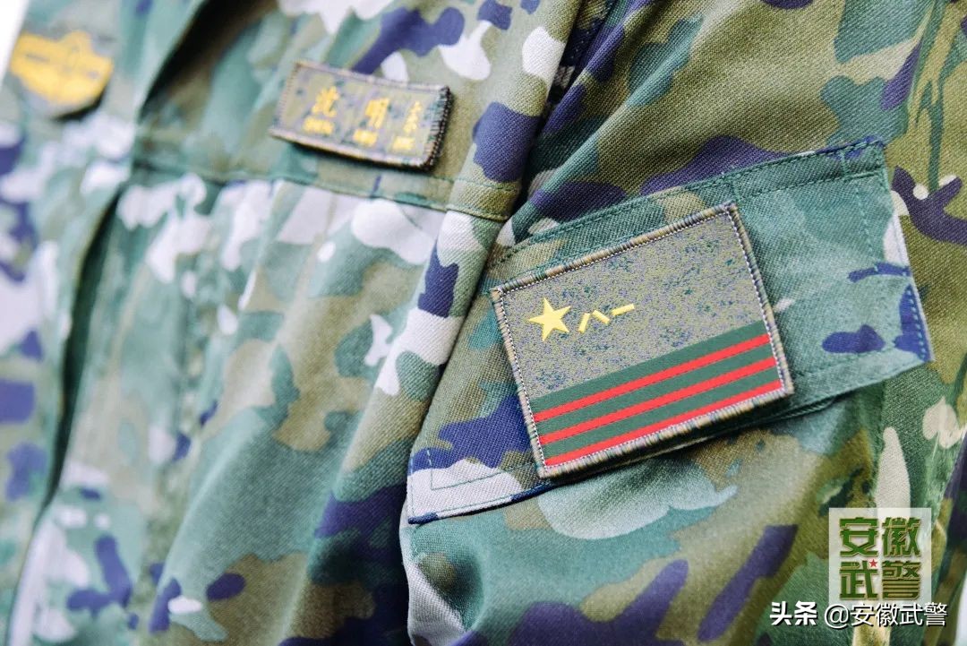 21款武警作训服细节,中国人民武装警察部队21式作训服