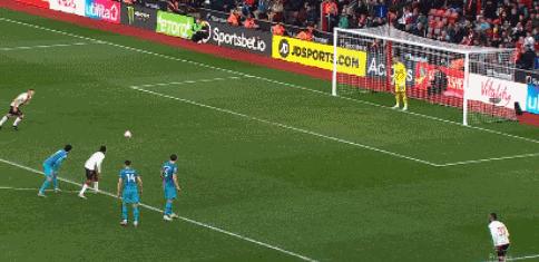 c罗欧冠绝杀多特蒙德名场面,c罗欧冠半决赛绝杀曼城