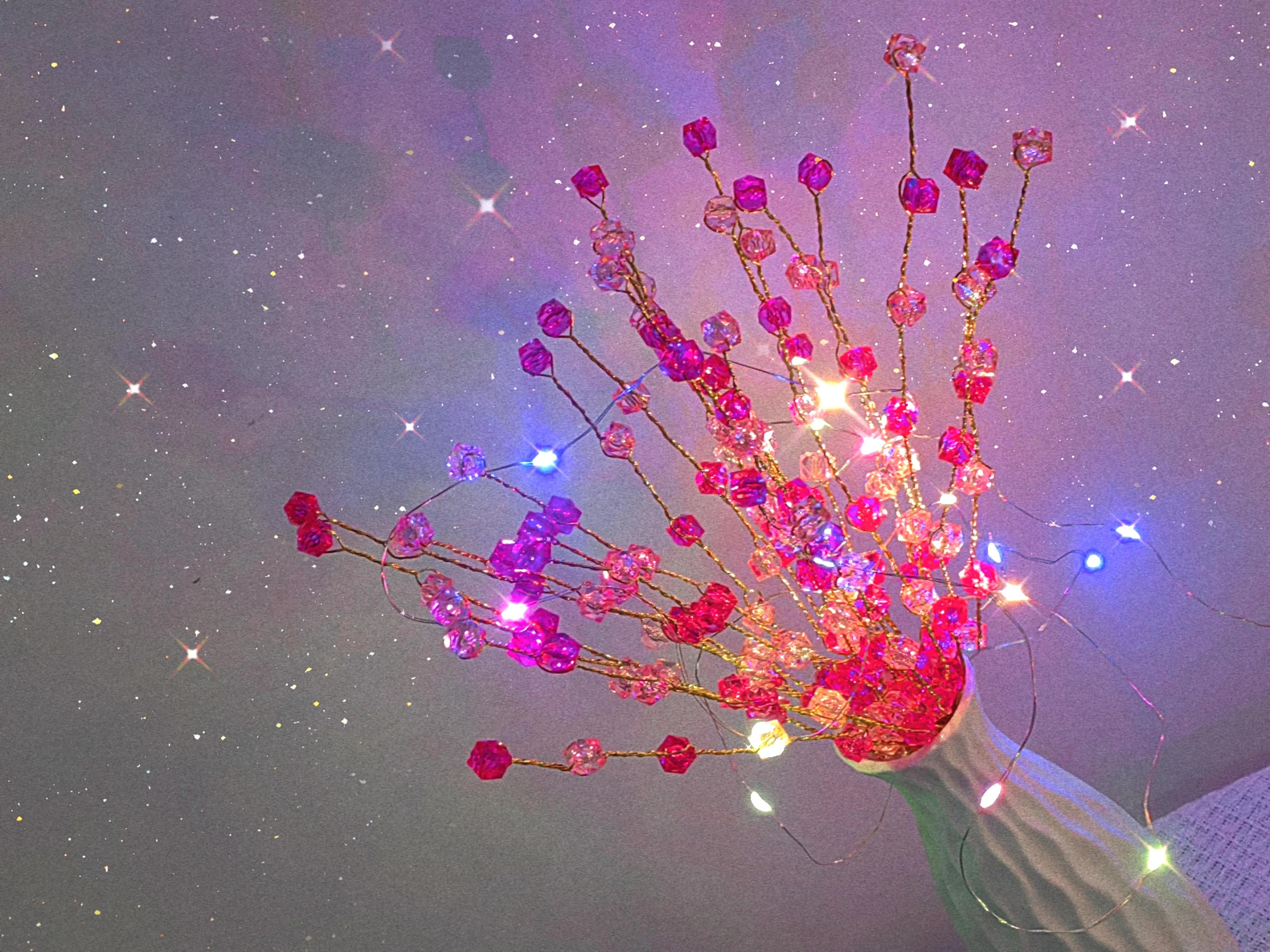 手工串珠图片：粉色红色搭配，视觉盛宴