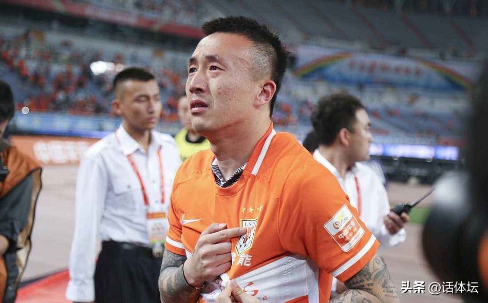 郜林退役采访,退役足坛点评中国篮球