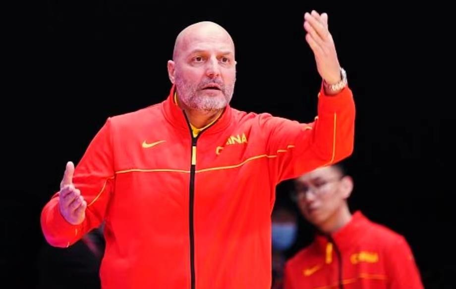 男篮队员谈李凯尔,男篮归化球员李凯尔打亚运会吗