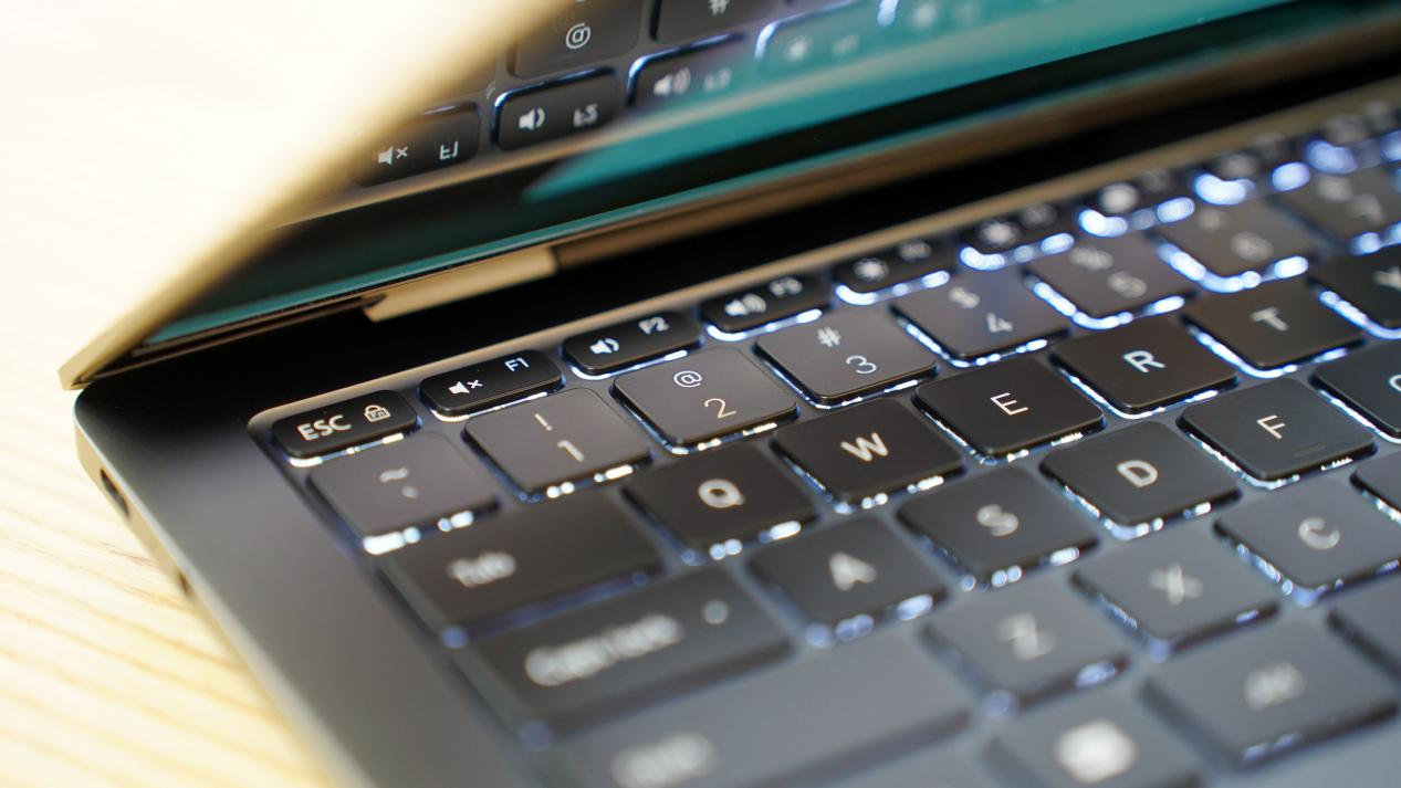 小米bookpro14锐龙版,小米bookpro14锐龙版能触屏吗