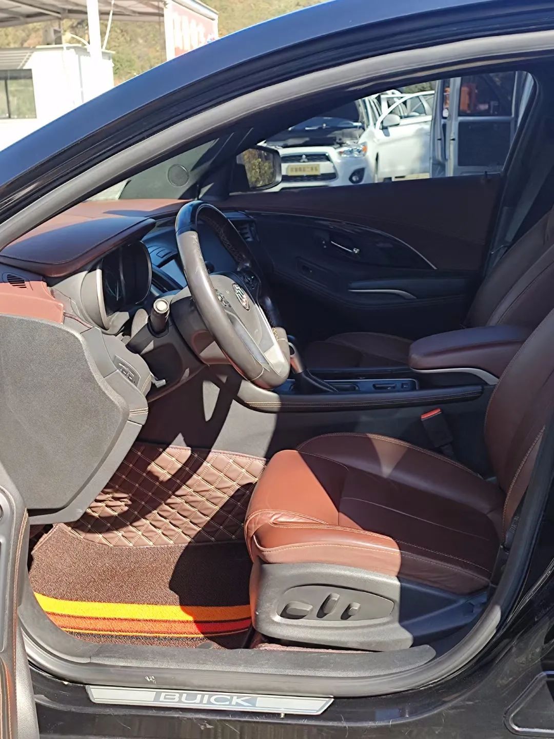 十堰龙信国际汽车城二手车地址,十堰市龙信二手车收车吗